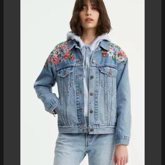 Levi's Premium Floral Embroidered Ex BF Denim Trucker Jean Jacket Light Wash S - Picture 5 of 11